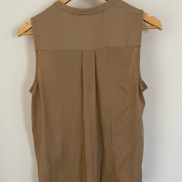 Banana Republic, Essential Sleeveless M Beige 100% Polyester. - Picture 2 of 5